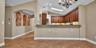 108 GOLFVIEW COURT Gallery 18