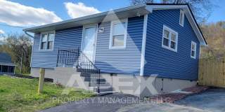 Renovated - 2 Bd 1 Ba Single Family home in North Knox close to downtown! Gallery 1