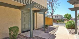 6024 W GOLDEN Lane Gallery 1