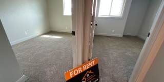 950 1225 North Street Gallery 15