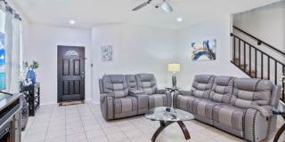 3 Bedroom w/Game Room Gallery 6