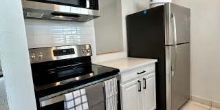 The Leland Apartments Gallery 17