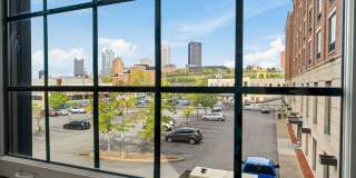 New South Side Apartments at 905 Bingham Gallery 41