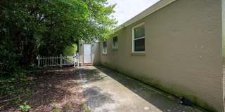 1803 Heath Street Gallery 23