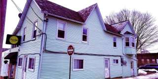 301 Robinson Avenue Gallery 1