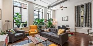 417 Vine Street Gallery 14