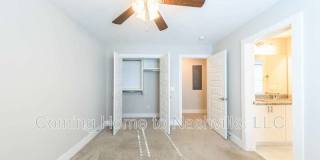 2207-D 24th Ave. N Gallery 17