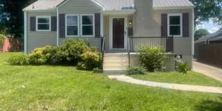 Knoxville 37920 - Very nice updated 2 bedroom home in South Knoxville for rent. - Contact Lisa Vineyard and Shannon Russell (865) 216-9334 Gallery 1