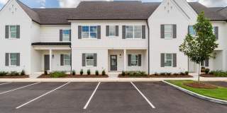 636 Cottage Grove Circle - 1 Gallery 1