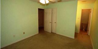 2/2.5 Townhome Close to USA campus Gallery 10