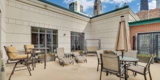 55 W Delaware Place Gallery 14