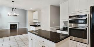 2065 N Bethany Creek Drive Gallery 25