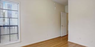 709 W 21st St Apt 206 Gallery 12