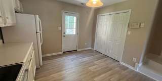 Beautiful 2 bedroom 2.5 bath town house located off Piney Green Road Gallery 6