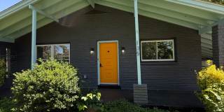 135 Grandview Ave- Ultimate Retro Luxury on Grandview Avenue Body: Gallery 1