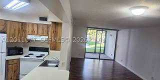211 Lake Pointe Dr Gallery 29