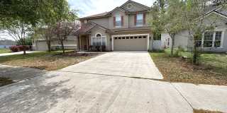 Spacious Two-Story Home with Hot Tub, Pool Table & Fenced Yard in Panther Creek Gallery 1
