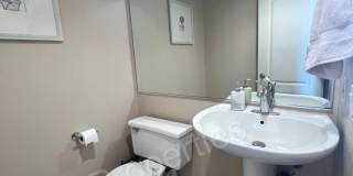 2 Bedroom Condo in Anaheim Hills Gallery 9