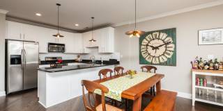 1712 West North Avenue Gallery 10