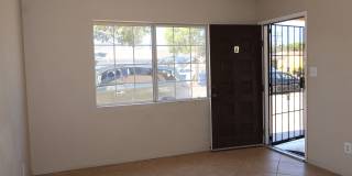 Single level duplex 2 br 1 ba in Chula Vista CA Gallery 13