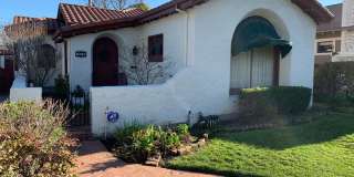 3 Bedroom, hardwood floors, garage, A/C, Solar Gallery 1