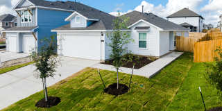 105 Crescent Street Gallery 1