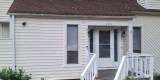 Spacious 4BR House in Richmond Gallery 1