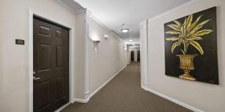 801 S GREENBRIER Street Gallery 41