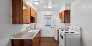 Charming 2BR Apartment in Fresno Gallery 6