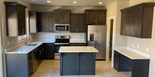 Red Mountain Vista Town Home Gallery 7