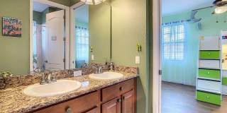 4 Bedroom Single Family Luxury Home in Woodland Lakes Preserve: Fully-Furnished Gallery 39
