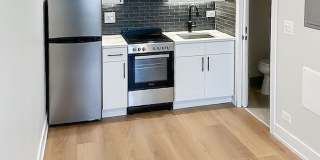 5158-62 N Leavitt / 2209-11 W Foster Gallery 3