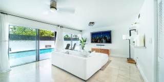 330 SW 133rd Pl Gallery 10