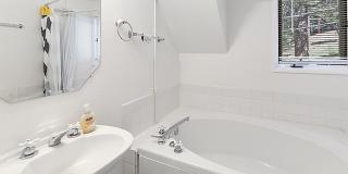 2726 View Dr Gallery 18