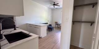 4 Bed / 2 Bath University Area Apartment Gallery 7