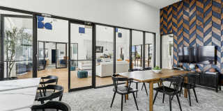 The Henry at Woodland Hills Gallery 41