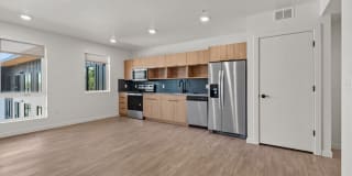 Riverline Gallery 26