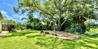 8134 Winthrop Dr Gallery 43