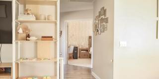 1229 W STRAFORD Drive Gallery 1