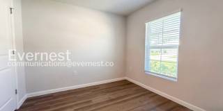 8 Round Table Lane Gallery 10