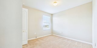 4-Bedroom Home with Spacious Layout in Ayersworth Glen – Wimauma, FL Gallery 8