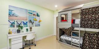 709 SW Elm Tree Ln Gallery 25