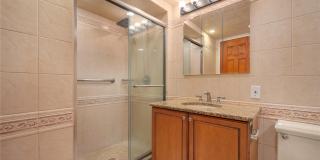 141 Great Neck Road Gallery 24