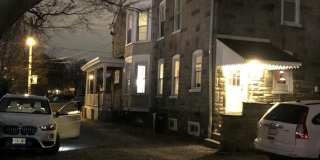 482 MARTIN Street Gallery 1