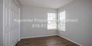 Gorgeous 4 Bedroom Remodel, Union Schools! Gallery 19