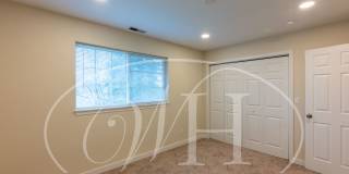 Spacious 2 bedroom duplex with attached garage Gallery 15