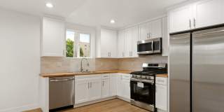 443 N Heliotrope Dr Gallery 12
