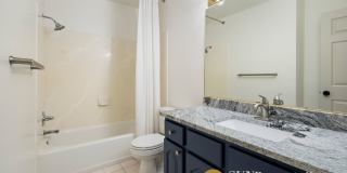 Luxury Condo In Desirable Salt Lake Community Gallery 11
