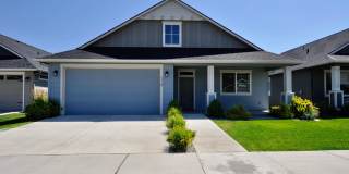 Gated Community in Soleil Parc/CDA Place Gallery 1