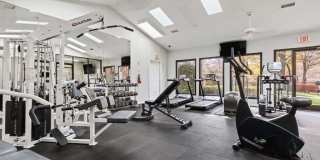 Affordable Housing - Woodland Park Apartment Homes Gallery 11